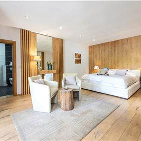 Luxury 5 Bedroom Beachfront Villa near Dubrovnik, Sleeps 11-12